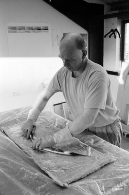 Richard Deacon, preparing for 'Them And Us (with Thomas Schü...