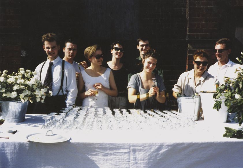 Just prior to Freeze private view. Left to Right: Ian Davenport, Damien Hirst, Angela Bulloch, Fiona Rae, Stephen Park, Anya Gallaccio, Sarah Lucas and Gary Hume. August 1988 by Abigail Lane © Abigail Lane. All Rights Reserved, DACS/Artimage 2018. Photo: Abigail Lane Just prior to Freeze private view. Left to Right: Ian Davenport, Damien Hirst, Angela Bulloch, Fiona Rae, Stephen Park, Anya Gallaccio, Sarah Lucas and Gary Hume. August 1988