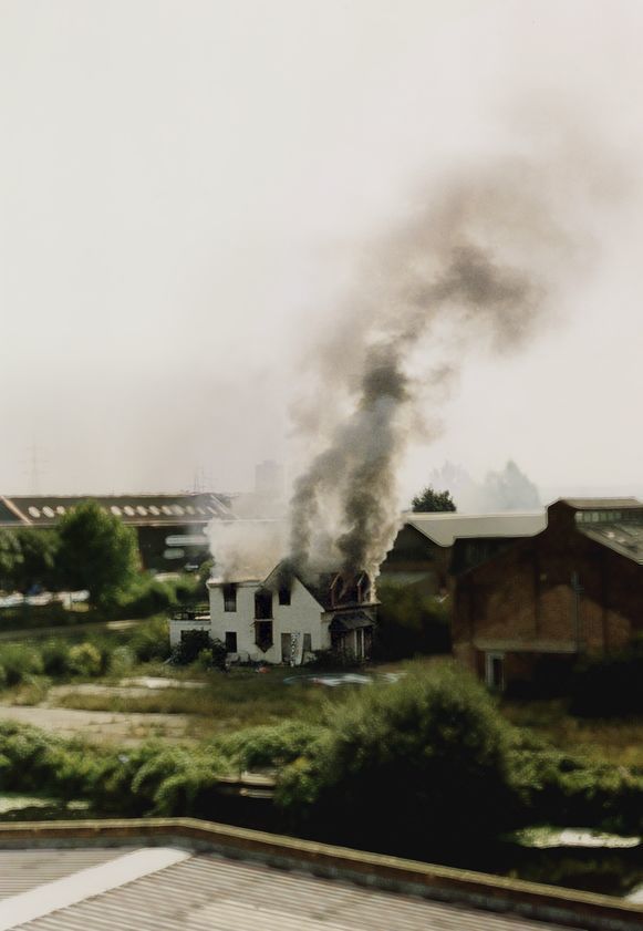 Smoking House, 2005 by Abigail Lane © Abigail Lane. All Rights Reserved, DACS/Artimage 2018 Smoking House, 2005