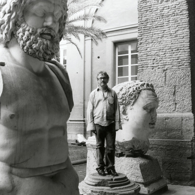 Damien Hirst, Museo Archeologico Nazionale, Napoli, 2004
