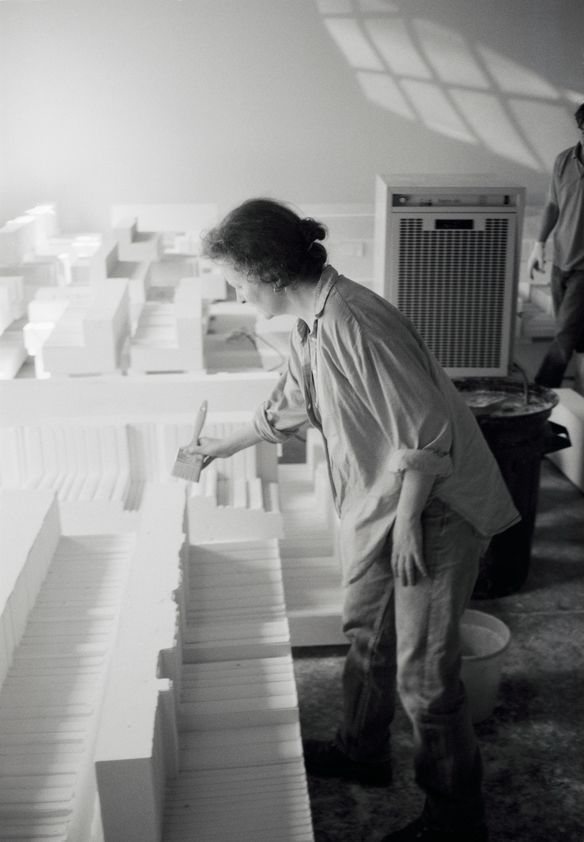 Rachel Whiteread, Studio, London, 1997 by Johnnie Shand Kydd © Johnnie Shand Kydd. All Rights Reserved, DACS/Artimage 2018. Photo: Johnnie Shand Kydd Rachel Whiteread, Studio, London, 1997
