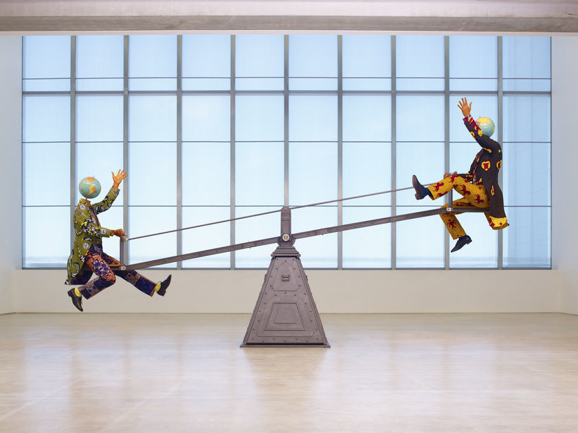 End of Empire, 2016 by Yinka Shonibare MBE © Yinka Shonibare MBE. All Rights Reserved, DACS/Artimage 2018. Image courtesy Stephen Friedman Gallery, London. Co-commissioned by 14-18 NOW and Turner Contemporary, Margate. Photo: Stephen White End of Empire, 2016