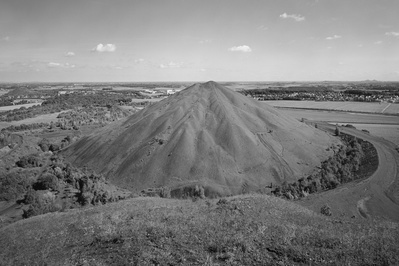 Terril 3, Haillicourt, France, 2014