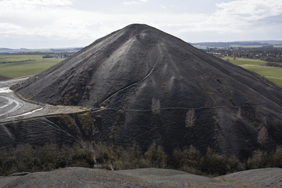 Terril 2, Haillicourt, France, 2014
