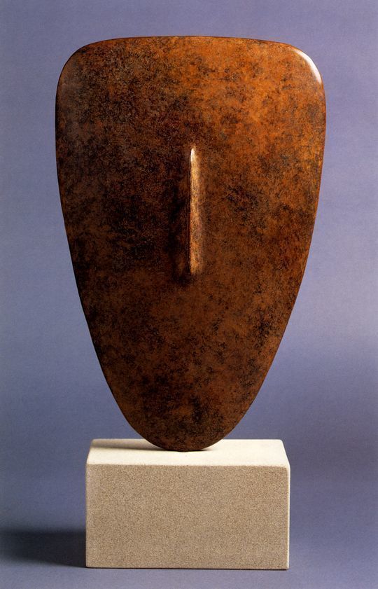 Mask, 1993 by William Turnbull © Estate of William Turnbull. All rights reserved, DACS/Artimage 2018. Photo: Prudence Cuming Associates Ltd Mask, 1993