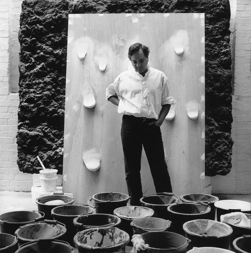 Anish Kapoor, 1999 by Nicholas Sinclair © Nicholas Sinclair. All rights reserved, DACS/Artimage 2018 Anish Kapoor, 1999