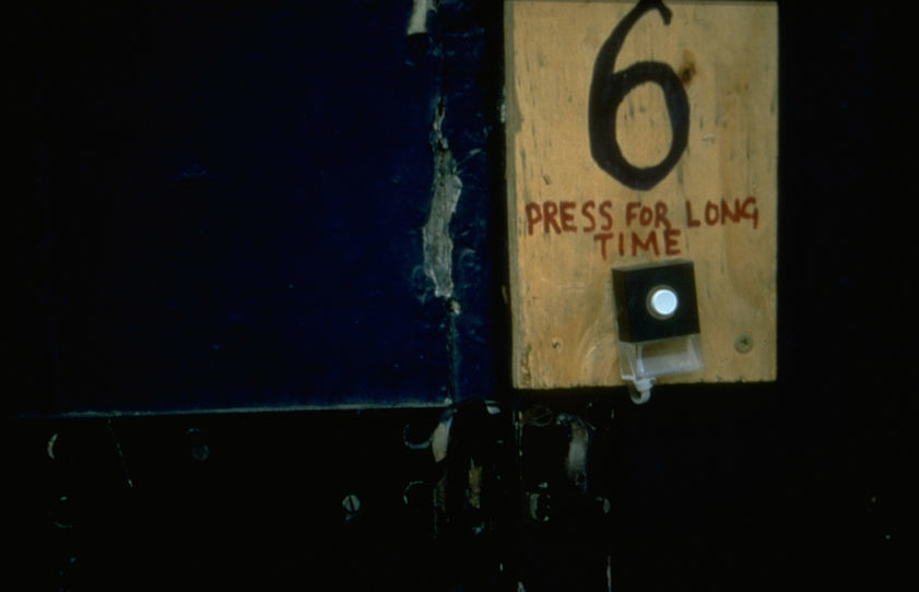 London 1999. Making Do and Getting By, 1999 by Richard Wentworth © Richard Wentworth. All Rights Reserved, DACS/Artimage 2018. Photo: Richard Wentworth London 1999. Making Do and Getting By, 1999