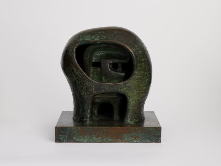 Helmet Head No.3, 1960 by Henry Moore © The Henry Moore Foundation. All Rights Reserved, DACS/Artimage 2018. Image: © Arts Council Collection, Southbank Centre Helmet Head No.3, 1960