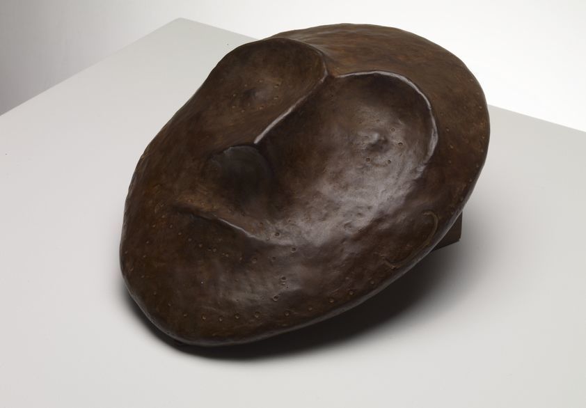 Mask I, 1979 by William Turnbull © Estate of William Turnbull. All rights reserved, DACS/Artimage 2018. Image: © Arts Council Collection, Southbank Centre Mask I, 1979