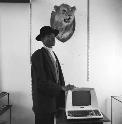 Yinka Shonibare, May 1989